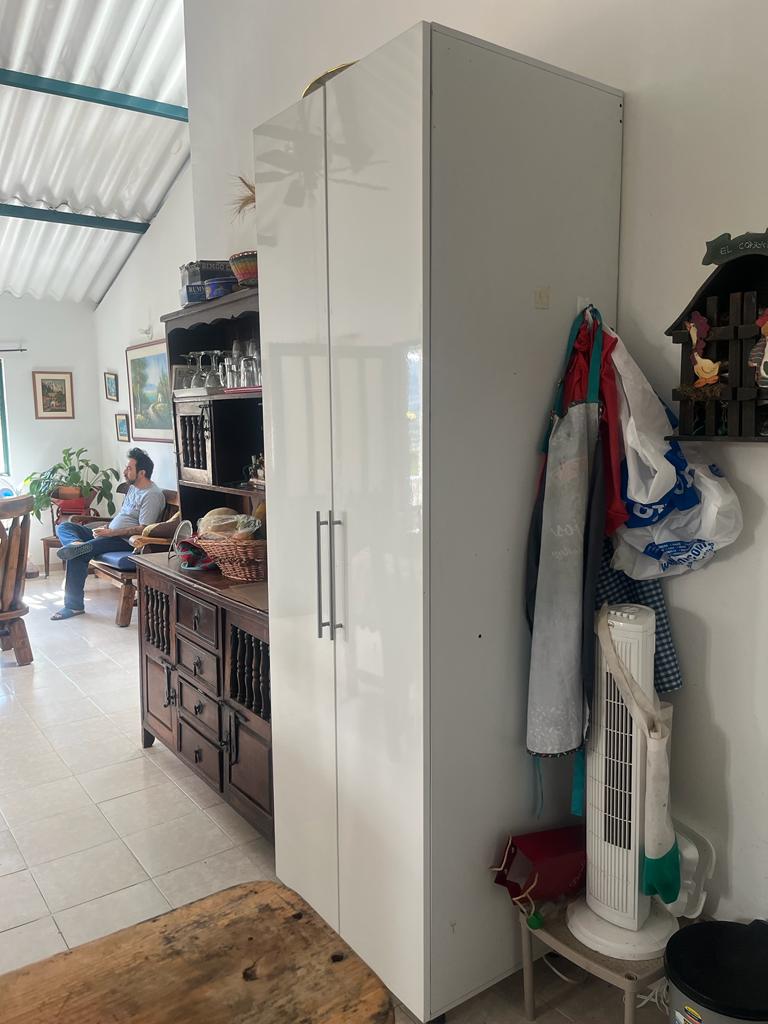 Cocina antes de la remodelación en Bogotá — estado original proyecto 3